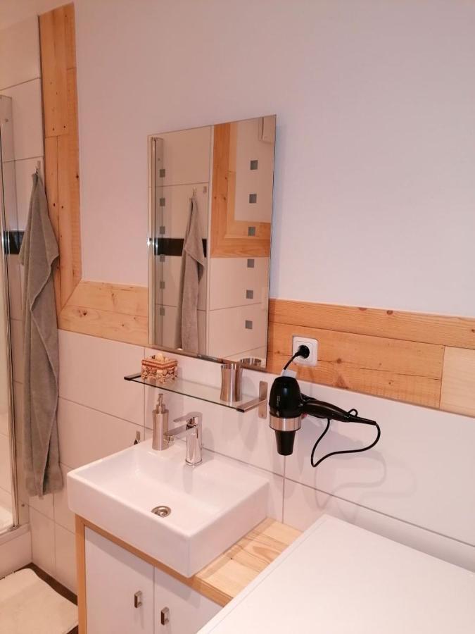 Helli Apartment *